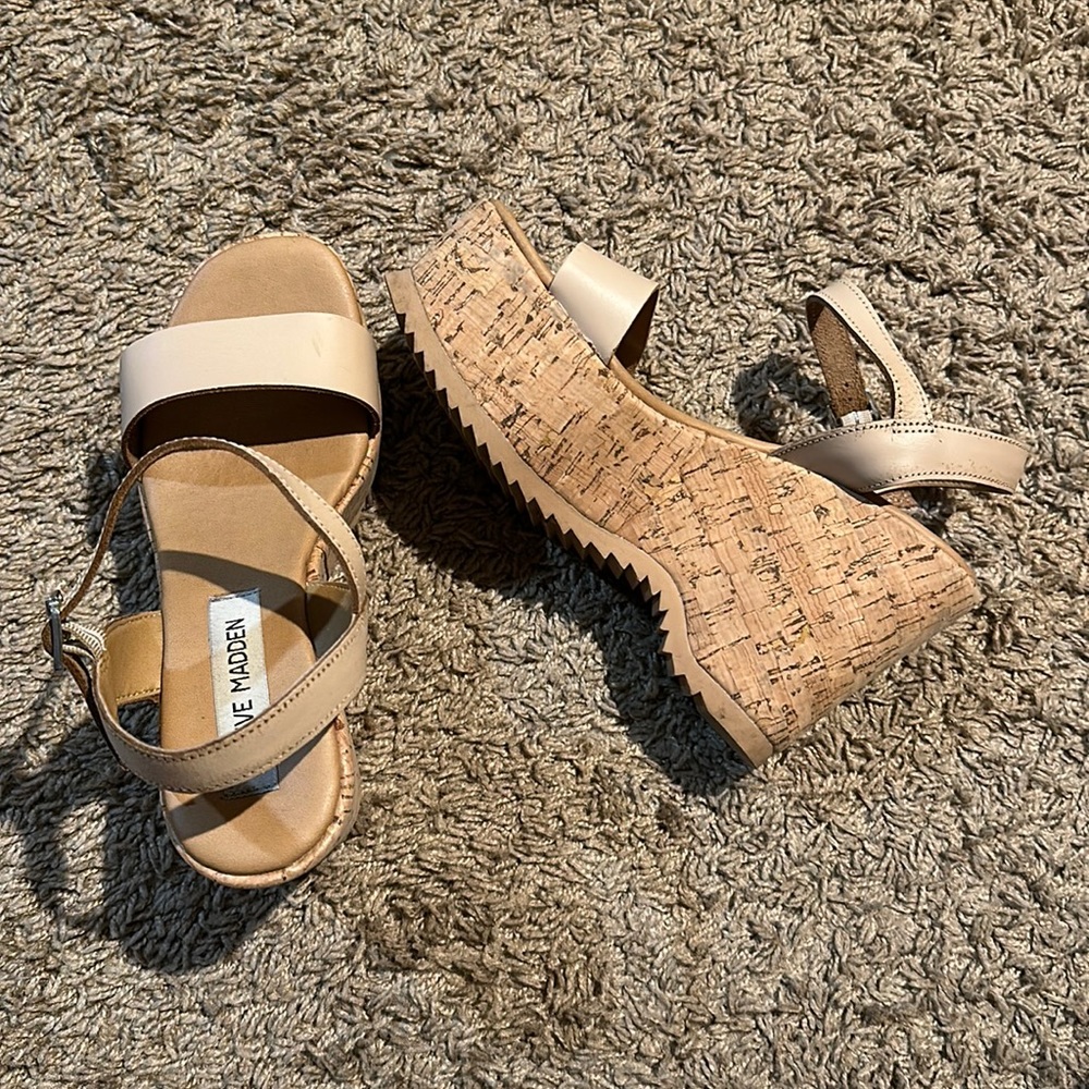 Steve Madden wedges